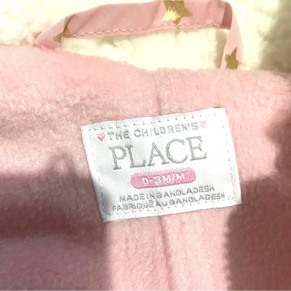 NWOT 0-3 Months girl pastel pink snowsuit with gold stars and hood❄️Very warm! - Picture 6 of 8